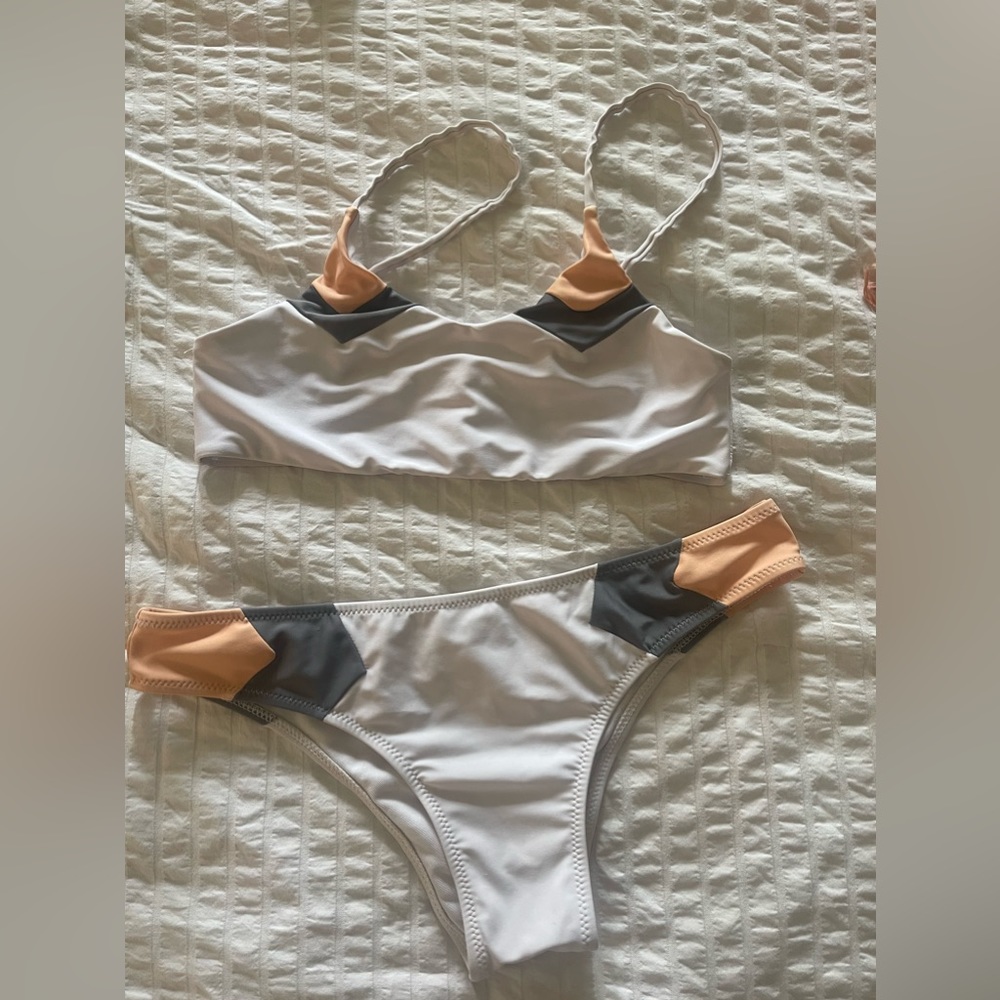 👙 bikini set